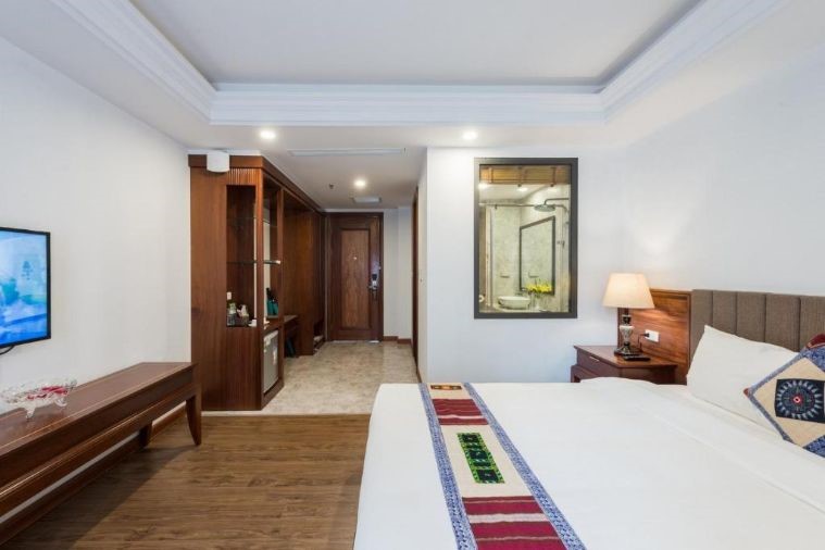 Superior Double Window